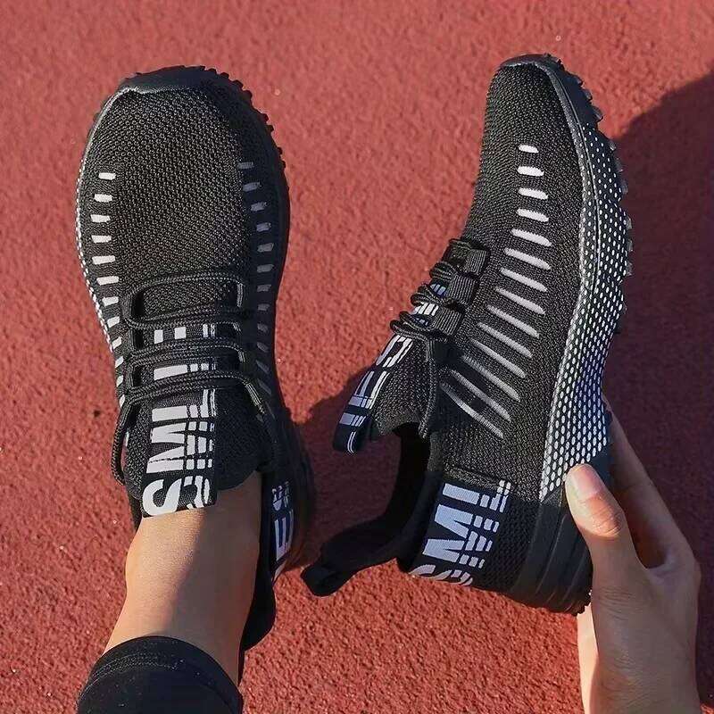 Fashionable Men's Breathable Mesh Anti Slip Rubber Sole Durable Upper Outdoor Casual Fashion Tennis Jogging Shoes Sneakers