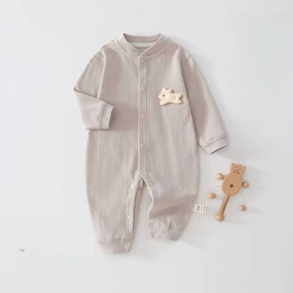 Newborn Boys Girls Bodysuit Spring 0-2Y Cotton Baby Romper Ribbed Texture Cute Patch Button Closure Soft Infant Jumpsuit Clothes 26H0224