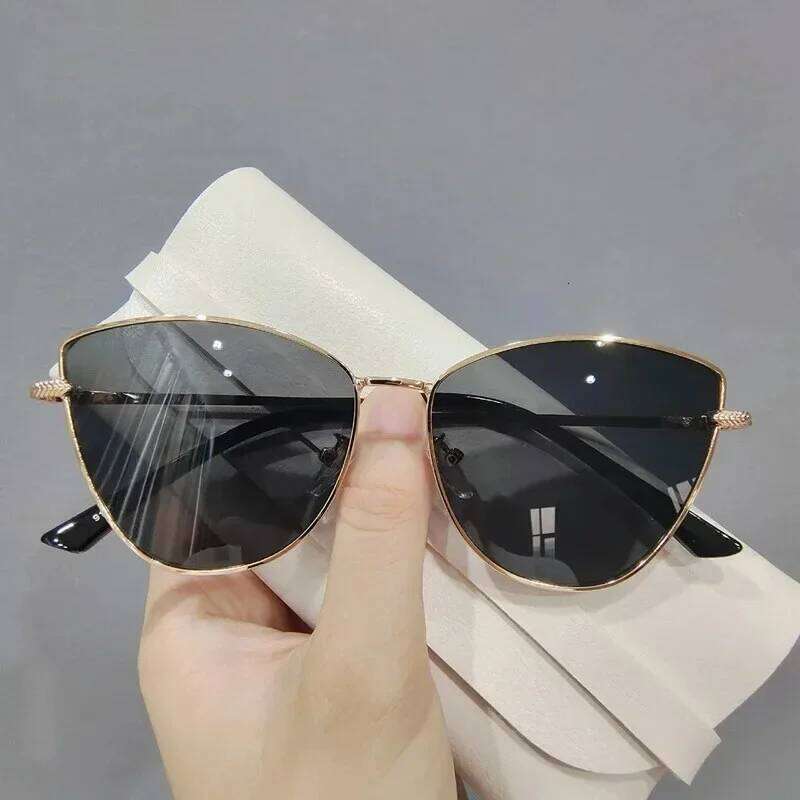 2025 Hot Fashion Oversized Vintage Cat Eye Sunglasses Women Trending Summer Driving Eyewear Shades UV400 for Lady 26W0224