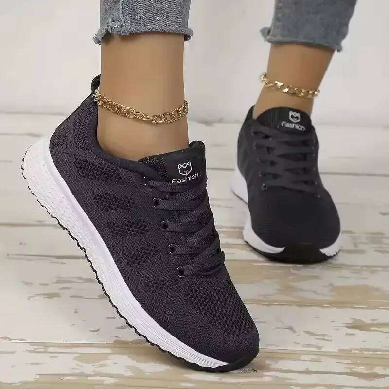 Walking Lightweight Breathable 2025 Women Couple Casual Large-sized36-44 Flats Sneakers Men Shoes