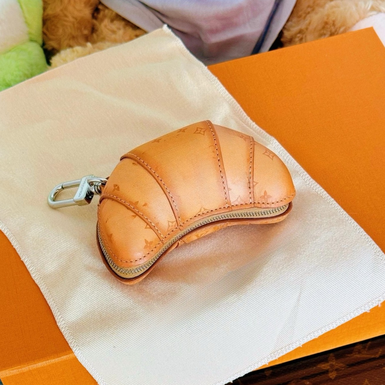 Designer Bag Charms Womens Premium Leather Keychain key bag car hanging Zipper Case Small Keychain Key Ring