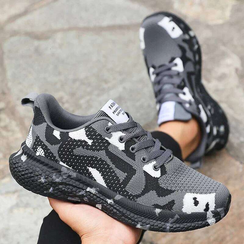 Men's Camouflage Running Shoes Lightweight Ultra Comfortable Mesh sneakers Trendy Camo Print Outdoor Adventures Walking shoes