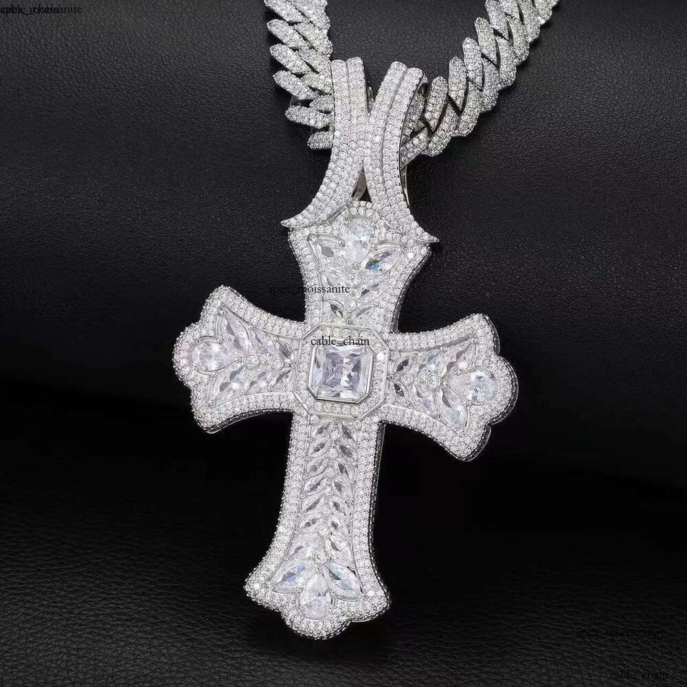 Designer Jewelry S Sier Mosonite Necklace Cross Pendant Cuban Link Chain with Seconds Over Tester Iced Out Vvs Moissanite Dia f4