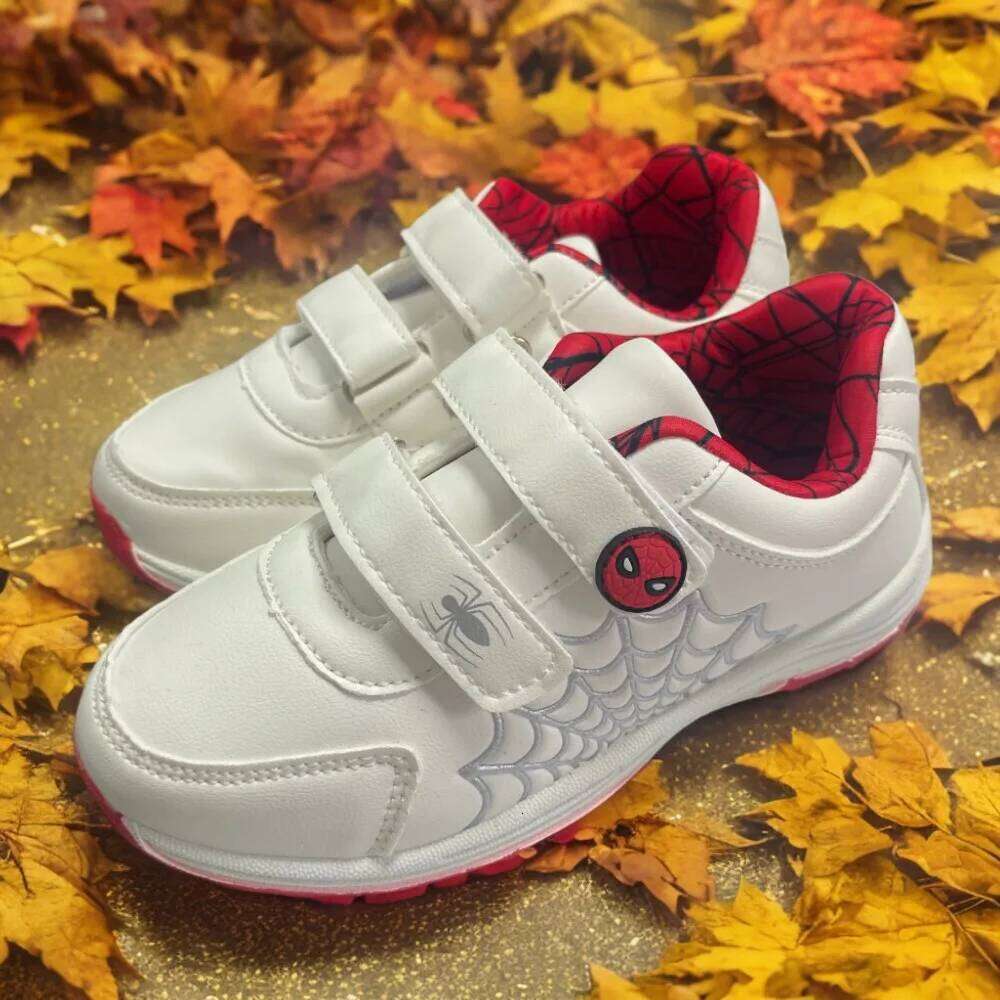 Marvel Children's Casual Men's Women's Running Cartoon White Black Fashion Shoes Size 30-33 26W0224