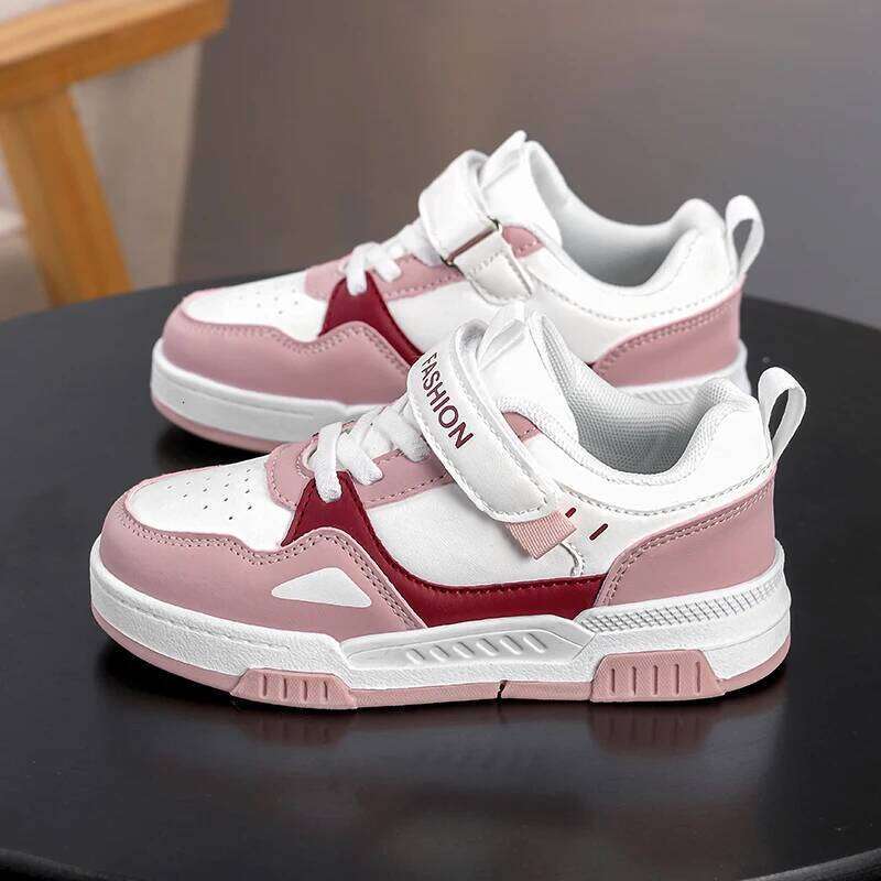 Hot Selling Autumn Low Cut Childrens Sports Comfortable Fashionable Running Campus Balanced Lightweight Casual Shoes 26W0224