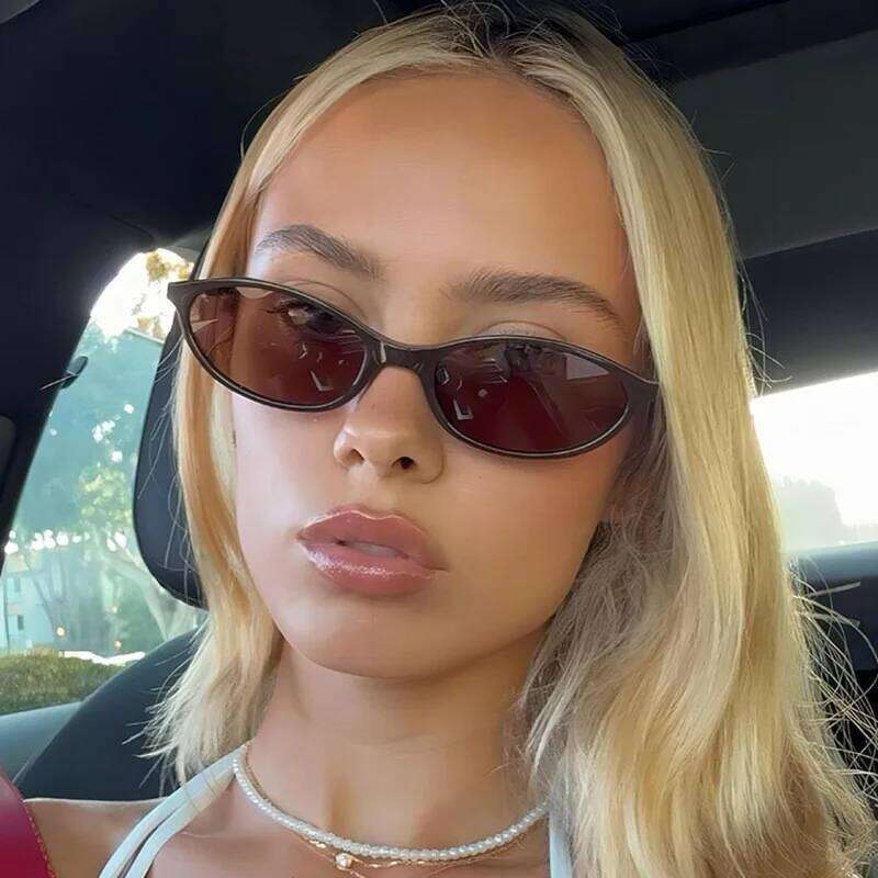 Cute Oval Small Frame Sunglasses Women New Retro Style Sexy Brown Sun Glasses Ladies Trendy Fashion Decorative Shades Eyeglass 26W0224