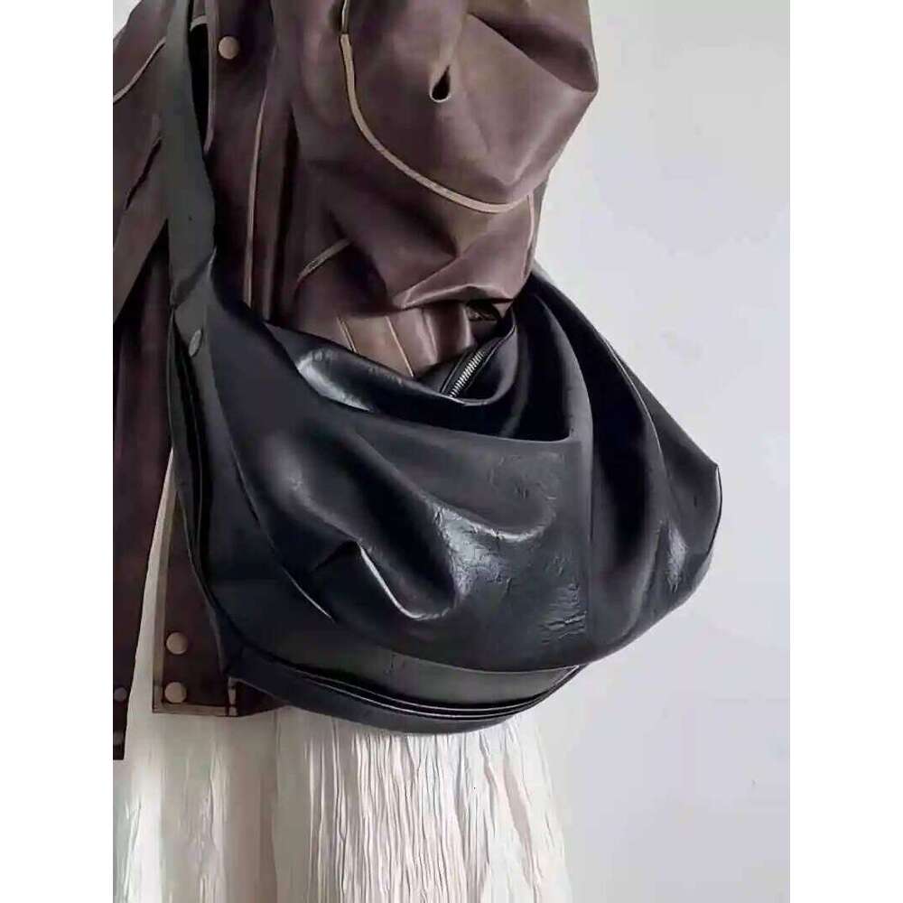 CGCBAG Casual Lage Capacity Women Tote 2025 New Fashion Luxury Crossbody High Quality Soft Leather Shoulder Bag Z260224