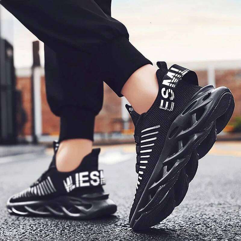 Men's Sports Breathable Cool Odorless Summer Mesh Cushioning Arch Support Thick Soled Shoes Soft Comfortable Fashionable