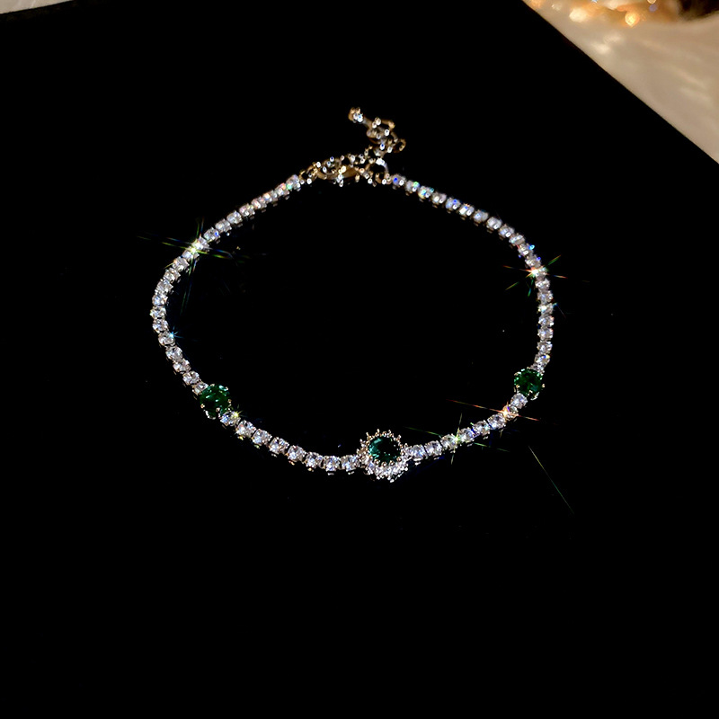 Palace-style ultra-shiny sea blue full-diamond bracelet, 2026 new exquisite fashion wristband, French light luxury high-end jewelry