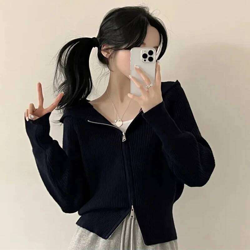 Hooded Cardigan for Women Long Sleeve Fuzzy Zip Up Knit Crop Sweater Jacket Fall Winter Teen-girl Y2K Acubi Outfit 26L0224