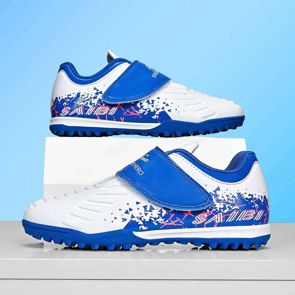 New Children Soccer Boots Society School Football Shoes Cleats Grass Sneakers Boy Girl Outdoor Athletic Training Sports Footwear 26W0224