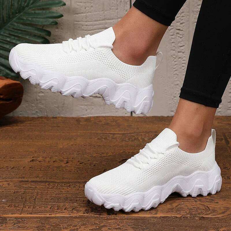 Female Designer Comfortable Mesh Breathable Minimalist Walking Outdoor Casual Non Slip Women Sneakers Platform Shoes