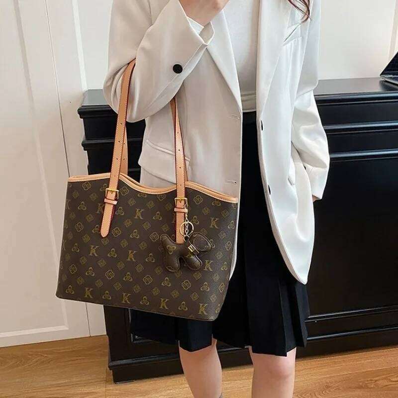 Unique Retro Diaper Bag Handbag Bakery Stop Crossbody Exquisite Fashionable Sophisticated Elegant Portable Stylish Z260224