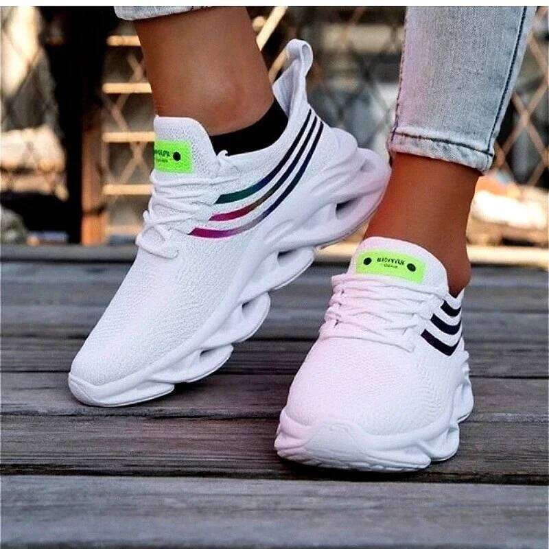 Street Fashion Women's Shoestrendy Cool Thick Soled Cushioned Sports Outdoor Tennis Jogging Lightweight Casual Women Shoes