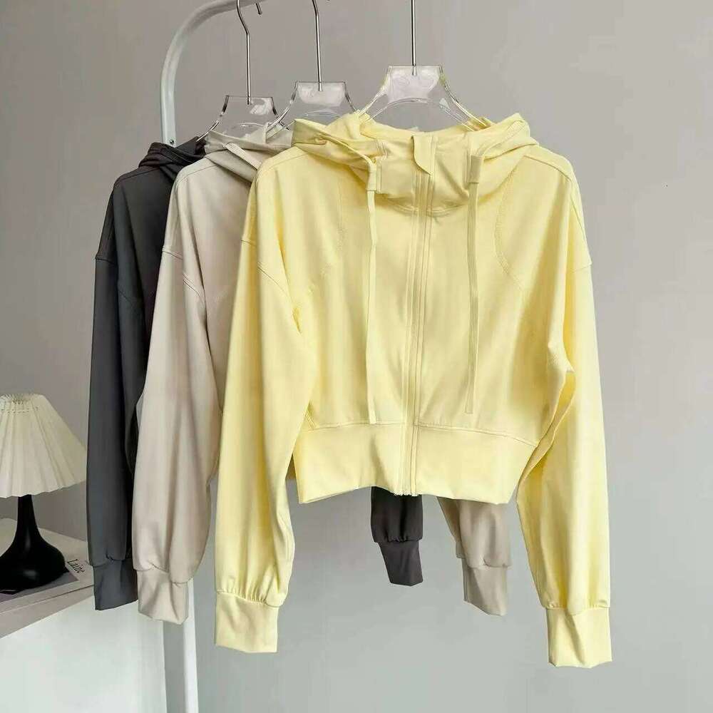 Women's Short Hooded Sports , Waist-Cinching Slimming Design, Zip-Up Cardigan Long-Sleeve Top Yoga and Fitness Wear 26Y0224