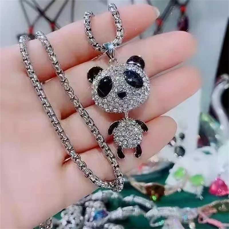 Fashion Movable Panda Necklace Lady Exquisite and Cute Cartoon Animal Hip-hop Personality All-match PendantXJ260224
