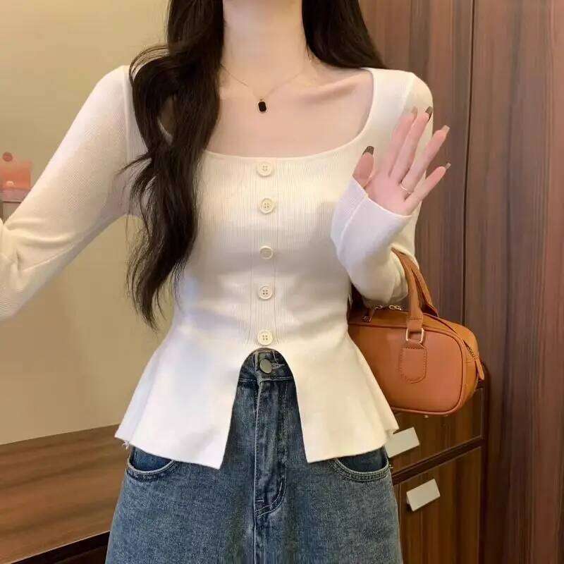 Square Collar Long-sleeved Sweater for Women in Autumn and Winter Underwear 26L0224