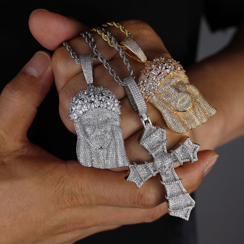 Fully Ice Out 925 Silver Cross Pendant Charms Moissanite Pendant D VVS Round Moissanite GRA Certified Fine Pendant Necklaces