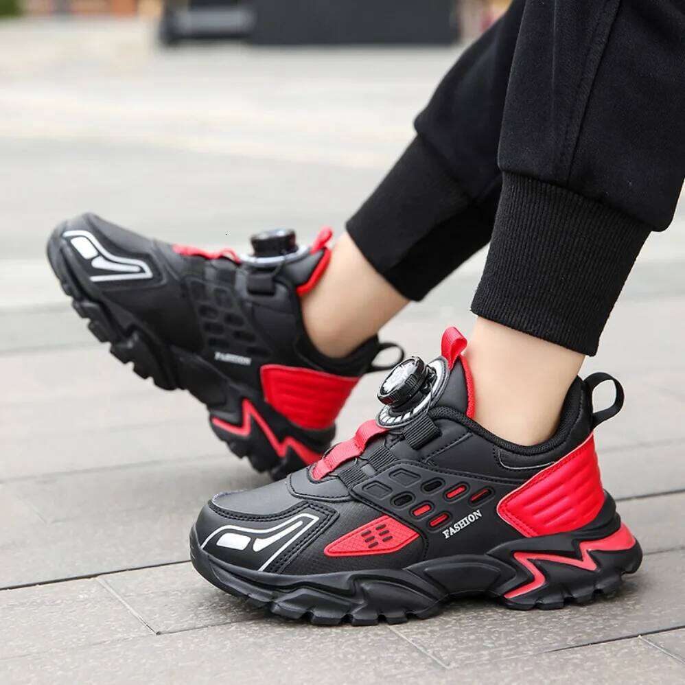 Men New Spring and Autumn Seasons Breathable Sports Casual Youth Fashion Men's Shoes sneakers 26W0224