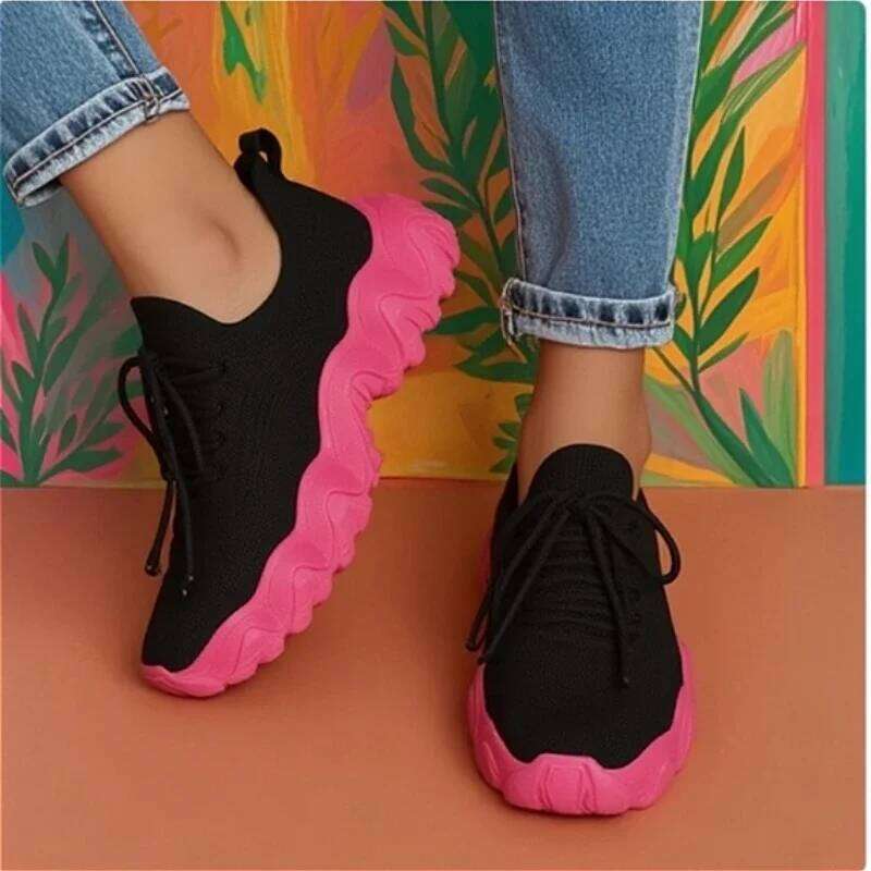 Avant Garde Women's Knitted Mesh Can Stretch Lightweight Thick Soled Cushioning Versatile for Daily Use Light Shoes