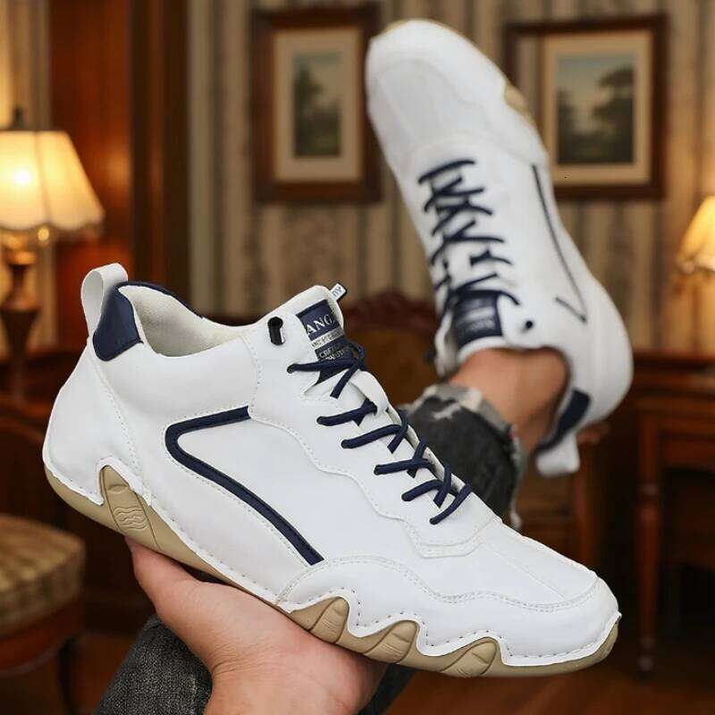 Men's Motorcycle Riding Boots Fashionable Low Cut Handmade Leather Sneakers Four Season Durable Anti Slip Rubber Leisure Loafers