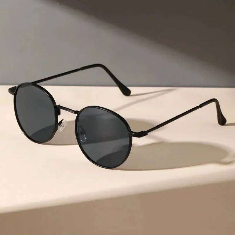 Sunglasses Women 2025 Classic Vintage Oval Sun Glasses Eyewear Round Mirror Small Metal Frame Oculos De Sol Gafas UV400 26W0224