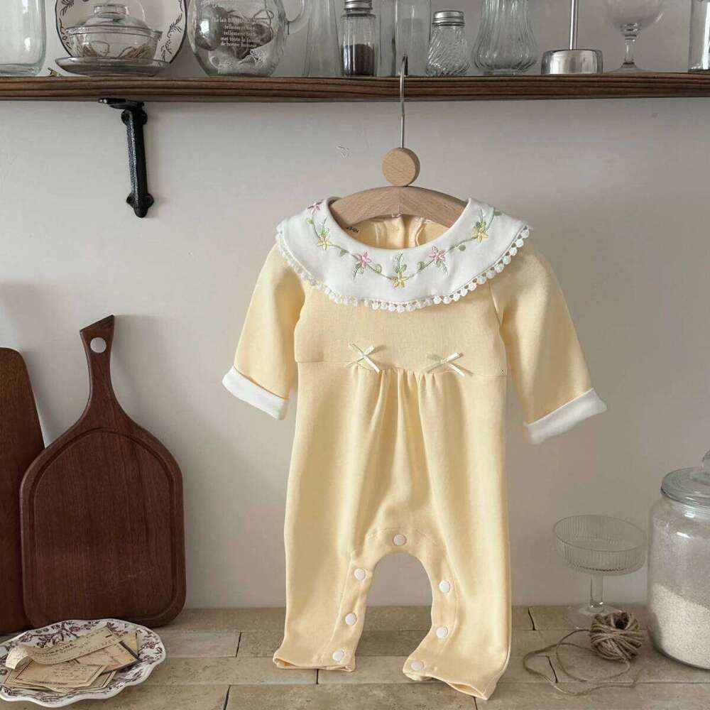 Autumn New Baby Girls Cute Light Yellow Doll Collar Long Sleeve Crawler Newborn Jumpsuits Clothing Romper Soft Outfits 26H0224