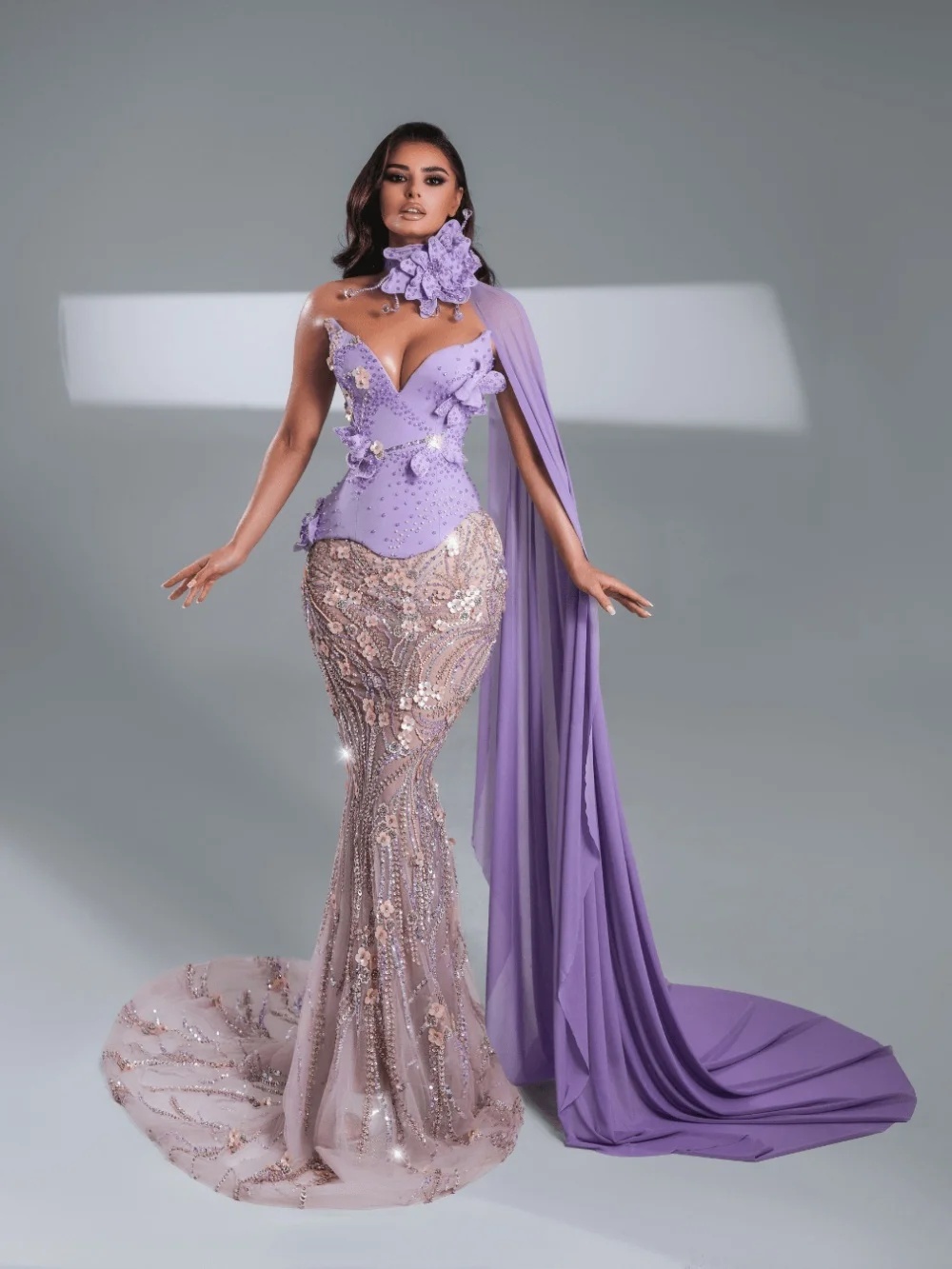 Graceful Sequins Evening Dresses 3D Floral Flowers Prom Dress Strapless Sweep Train Beading Customized Party Gowns Vestidos De Noche Plus Size