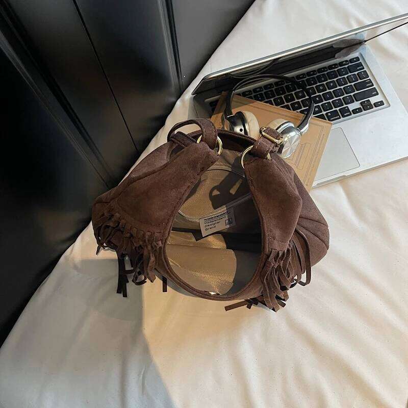 LEFTSIDE Design Faux Suede Shoulder Bags for Women 2025 Tassels Crossbody Bag Females Retro New Luxury Handbags and Purses Z260224