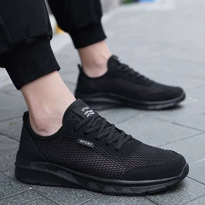 MAEDEF Men Outdoor Running High Qulity Flat Wear Resistant Walking Breathable Summer Shoes for Male Sports Sneakers