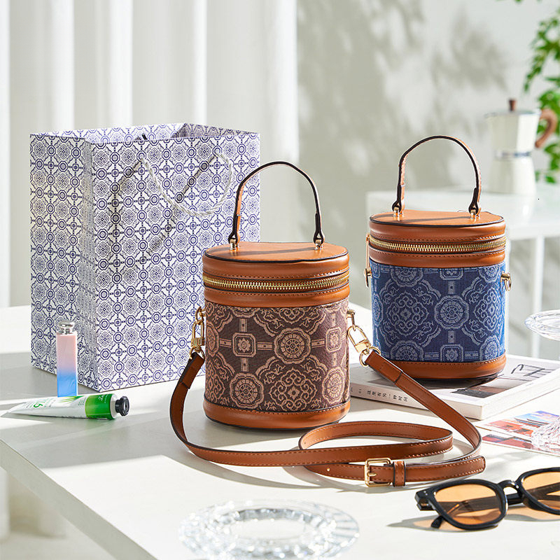 Bestseller Forbidden City Stationery Cultural and Single Shoulder Creative Fashion Design New Women's Gift Peripheral Four-in-One Ruyi Bucket Bag