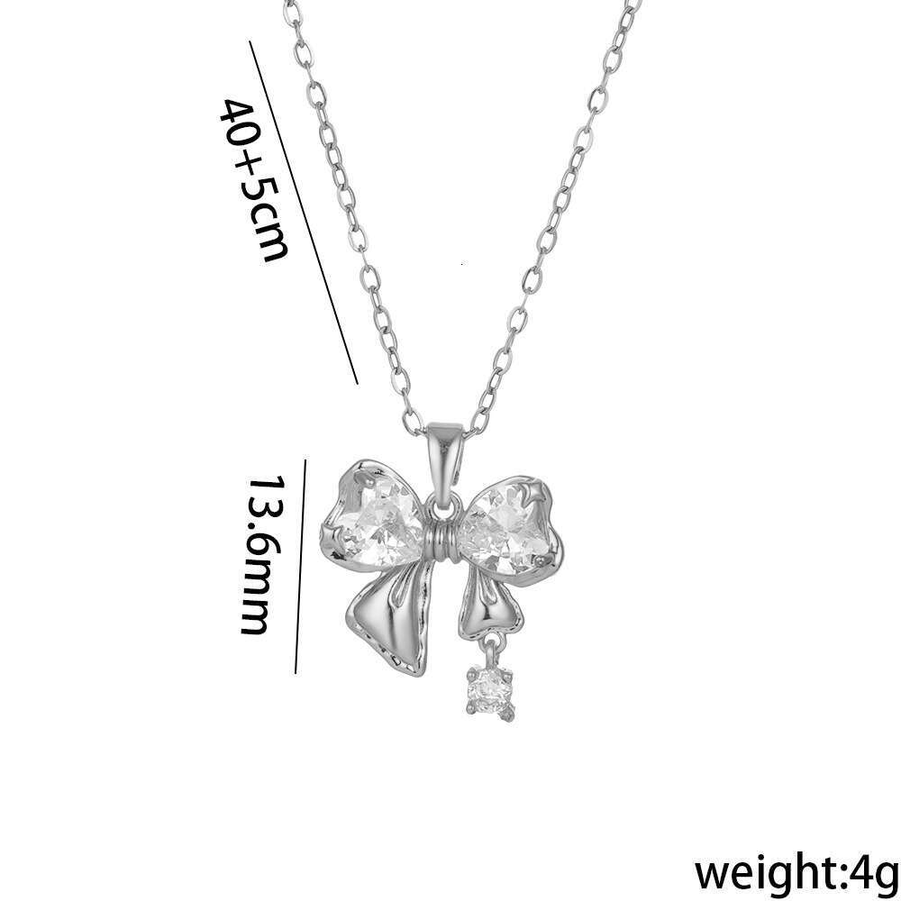 Diamond Necklace Niche Design Butterfly Zircon Pendant Minimalist Style Collarbone Chain For Women