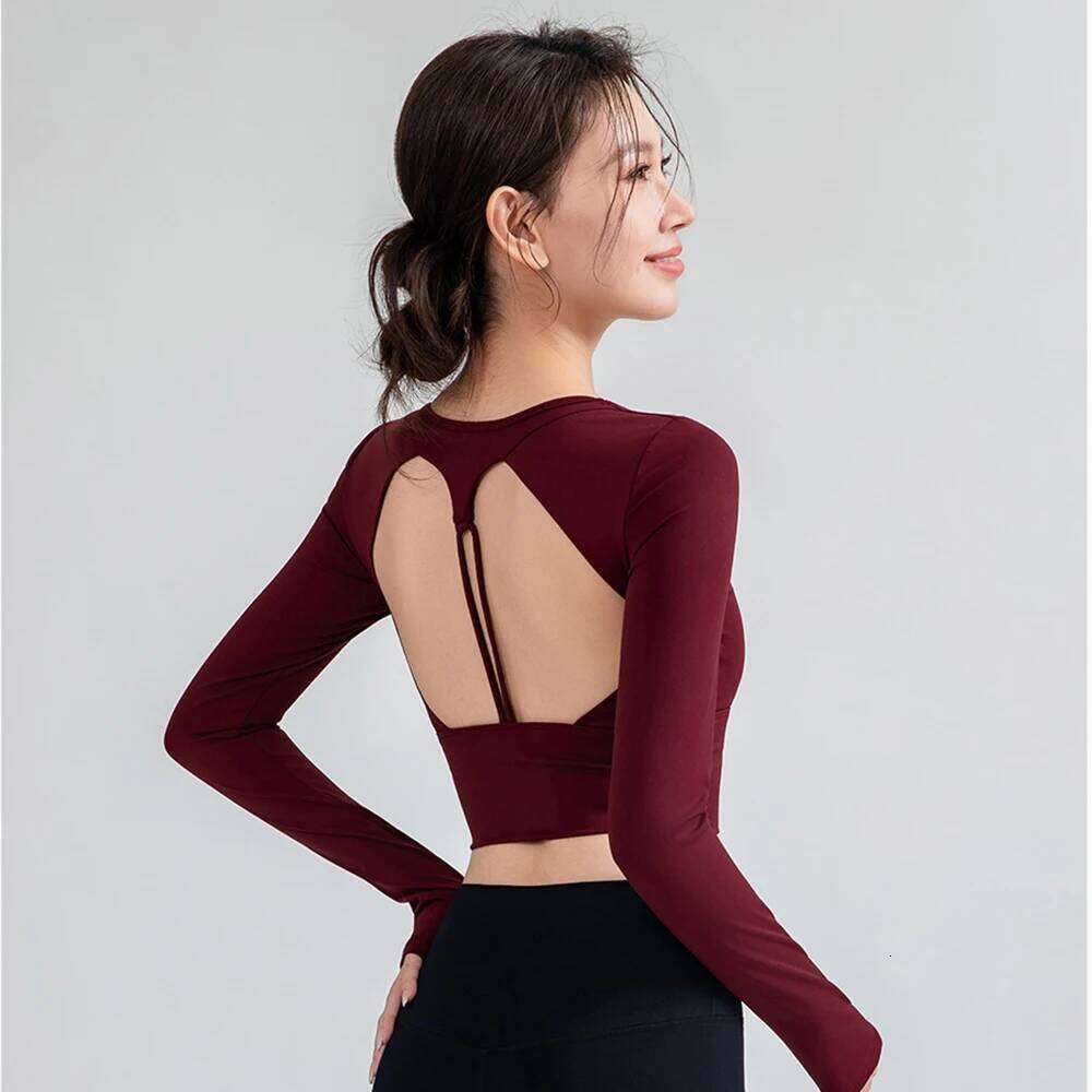 Women's Sexy Long Sleeve Yoga Top, Cut Out Design Workout Shirt Pilates, Slim Fit Athletic Top for Gym & Casual Wear 26Y0224