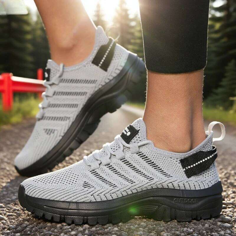 Women's Casual Mesh Breathable Knitted Comfortable Outdoor Flat Walking Trendy Striped Design Couple Jogging Shoes