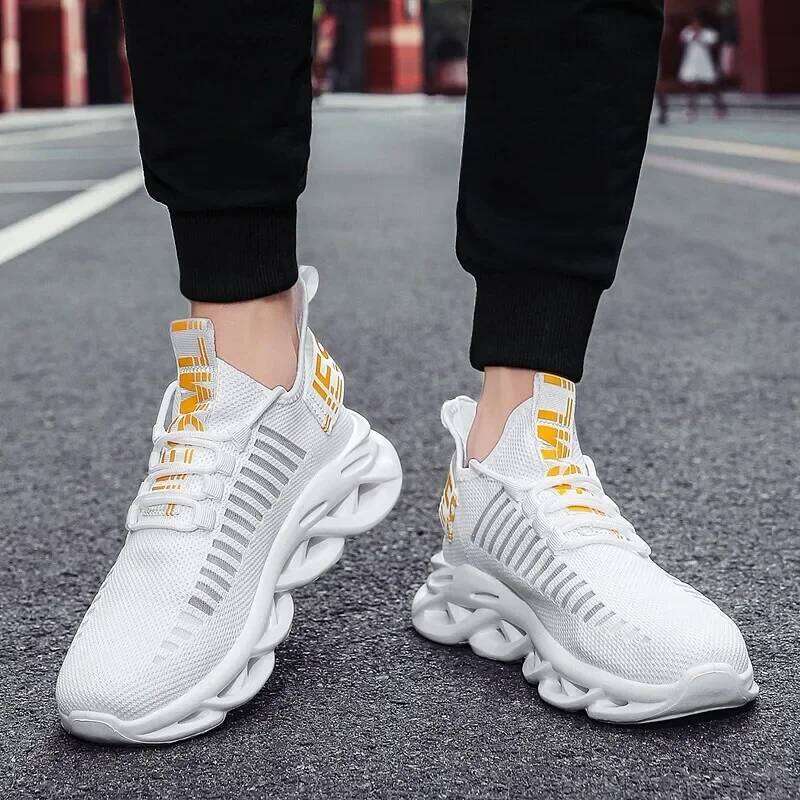 Summer Sneakers Tenis Masculino Breathable Mesh Anti Slip Walking Fashionable Tennis Basketball Jogging Shoes for Men