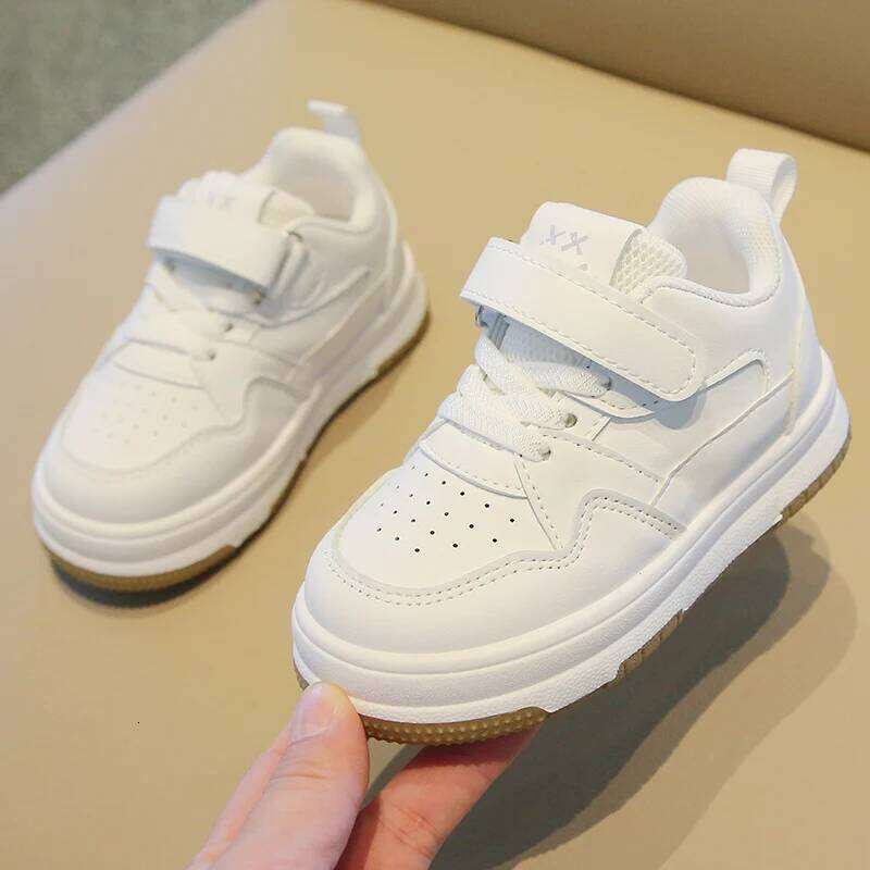Children's White Spring and Autumn Kid's Sports Anti slip Lightweight Boys Board Soft Sole Baby Casual Shoes 26W0224