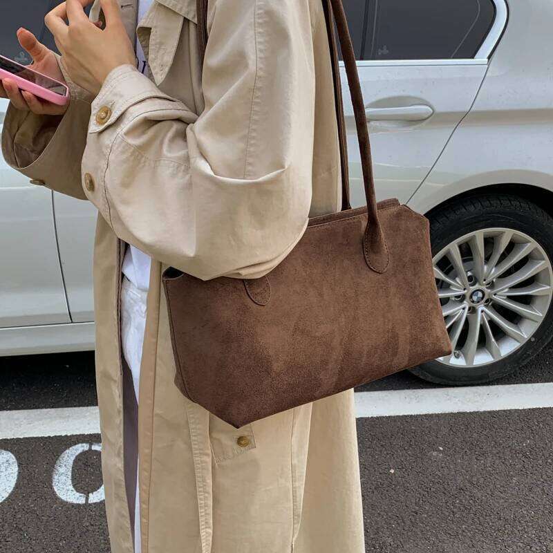 LEFTSIDE Women Faux Suede Shoulder 2025 Winter Retro Small Underarm Bags Luxury Trend Female Tote Bag Handbags Z260224
