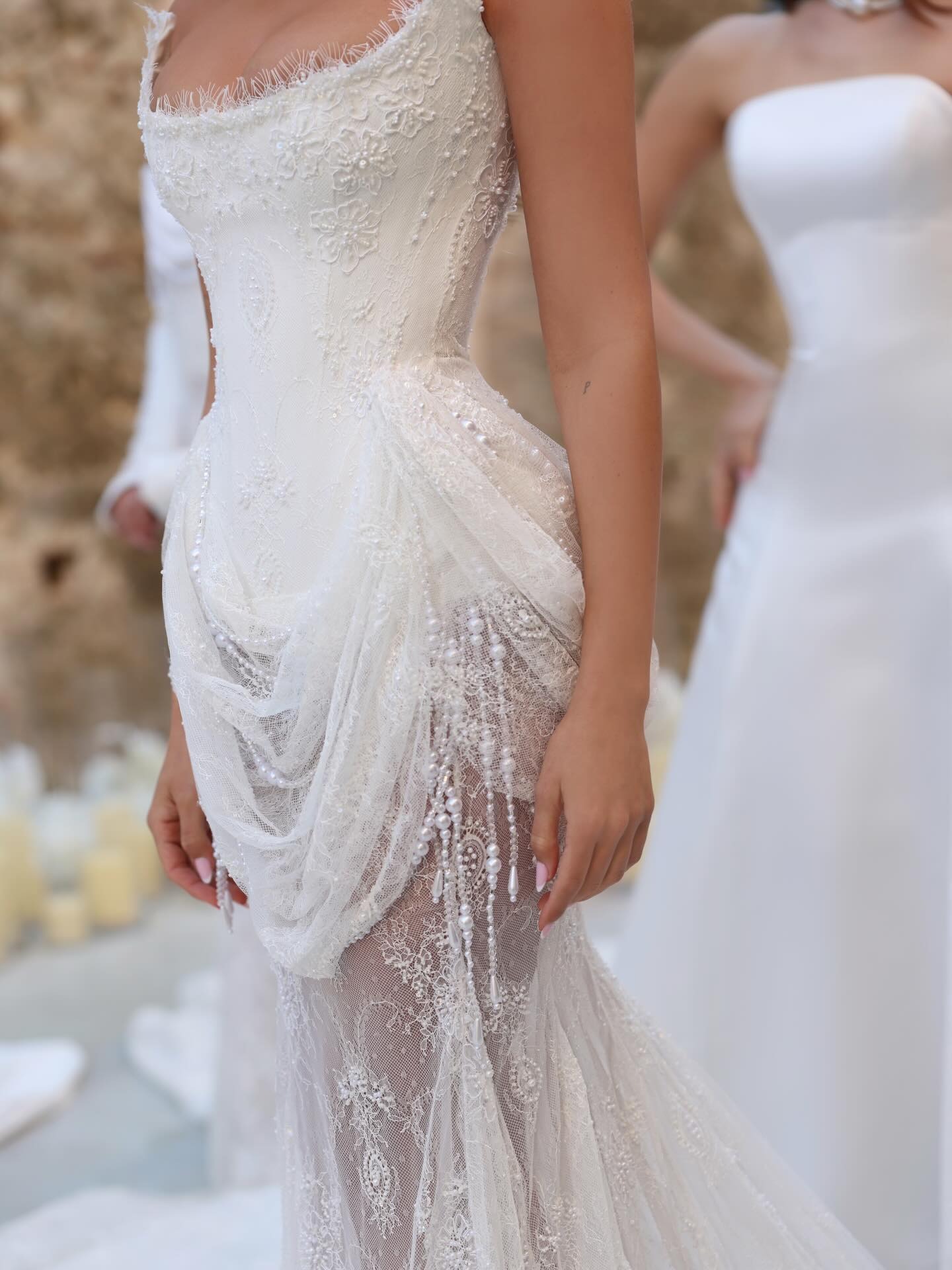 Vintage Mermaid Wedding Dress Strapless Sleeveless Bridal Gowns Lace Pearls Beading Sweep Train Dresses Custom Made vestidos