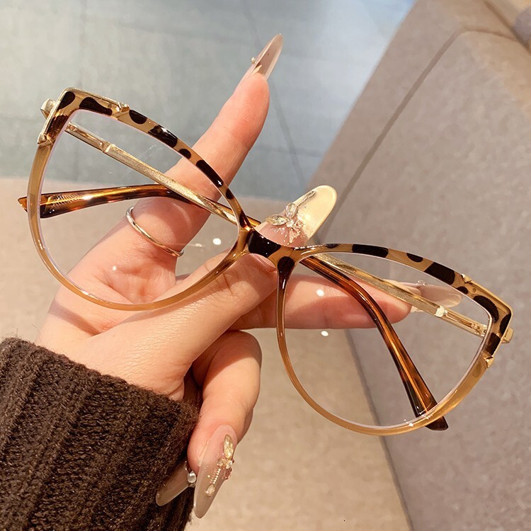 2026 Summer New Ultra-Light Plain Versatile Cat Eye Glasses For Women With Myopia, Can Be Fitted Prescription Or Non-Prescription Lenses Frame