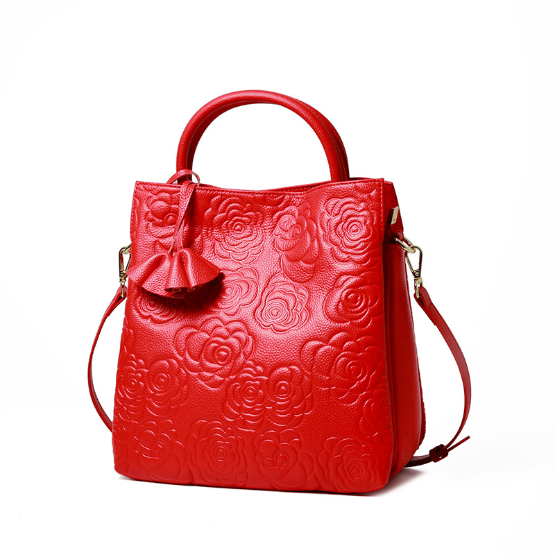 Genuine Leather Women's Bag Authentic Cowhide Bag 2026 New Camellia Tote Bag Fashion Large Bag Crossbody Shoulder Bag Laptop Bag