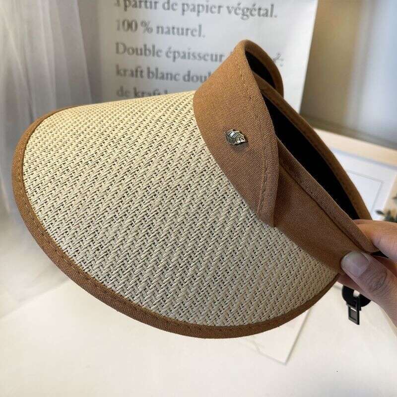 Double-layer woven straw sun hat Ultraviolet protection function A piece of accessory suitable for daily commuting and shopping