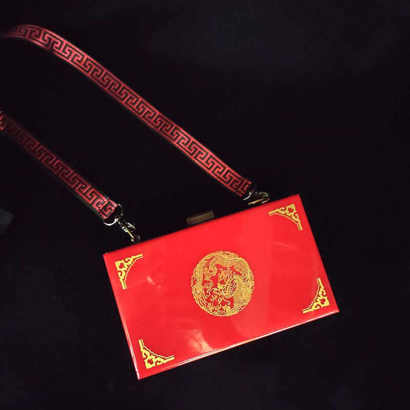 Small To Match Cheongsam, Vintage Gold-Stamped Red Bridal Clutch, Silk-Printed Hong Kong Style Wide Shoulder Strap Crossbody Small Square Bag For Wome