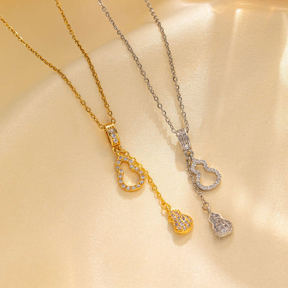 Micro Paved Full Diamond Gourd Pendant Necklace Cross Chain Elegant Eye-Catching Exquisite Personality Jewelry Versatile Korean Trend