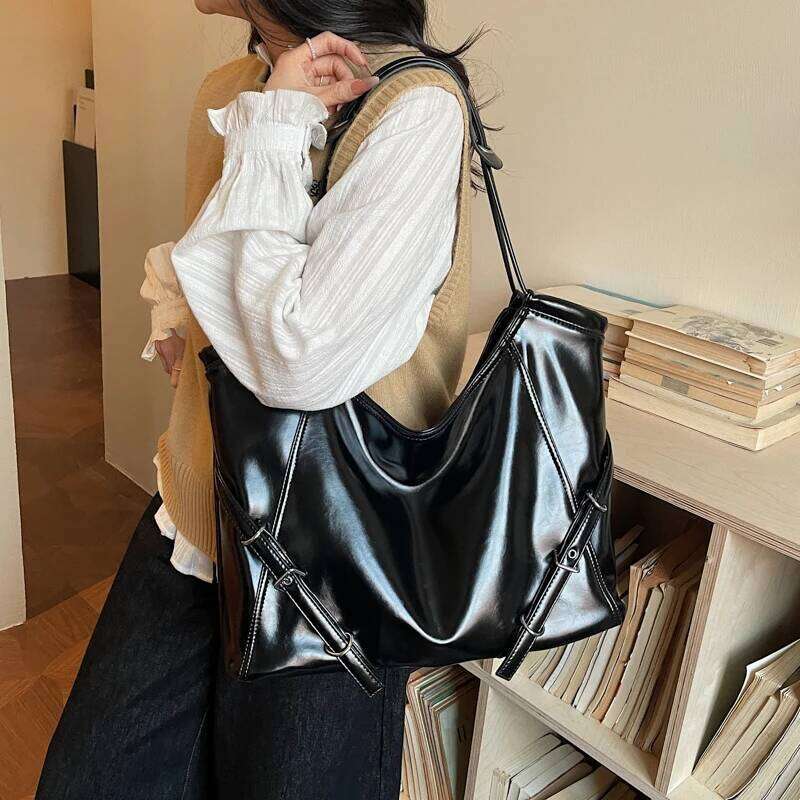 Women's PU Leather Tote Bag Decor Adjustable Strap Large Capacity Casual Daily Shoulder Underarm Bags Simple New Handbag 2026 Z260224