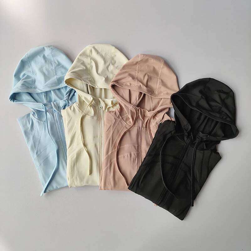 Women's Hooded Zip-Up Yoga - Windproof Long Sleeve Workout Top, Slim Fit Running Coat for Fall/Winter 26Y0224