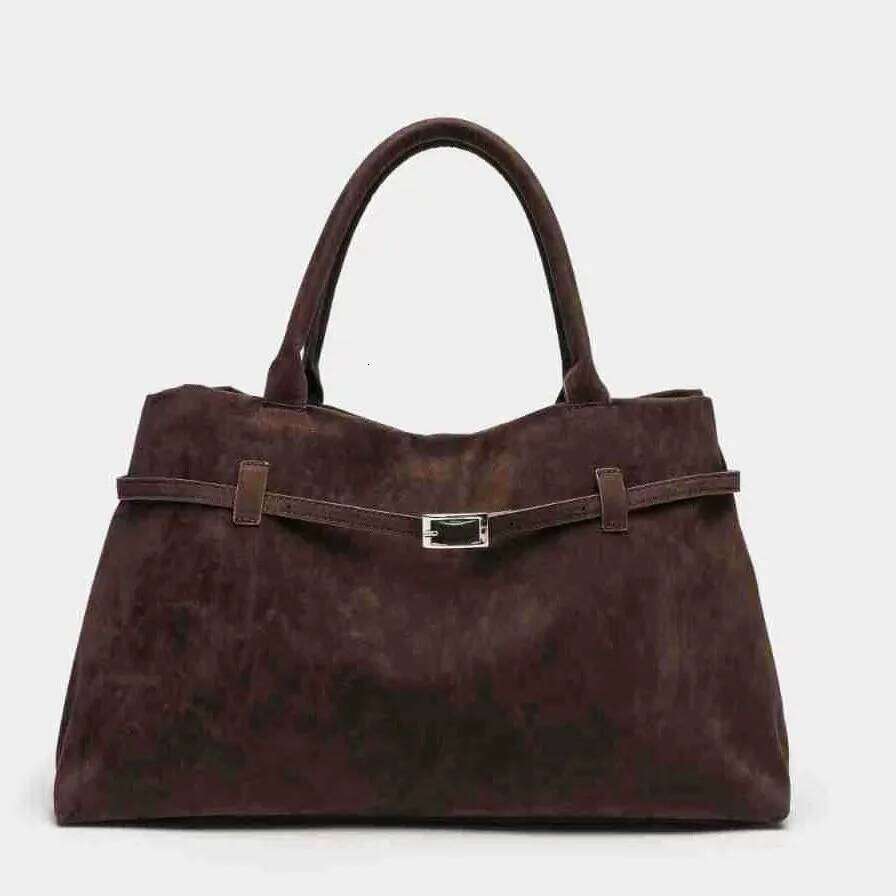 Women's Large Capacity Vintage Tote Bag - Elegant Brown, Structured Snap Closure, Sturdy Handles for Work, Travel, Everyday Use Z260224