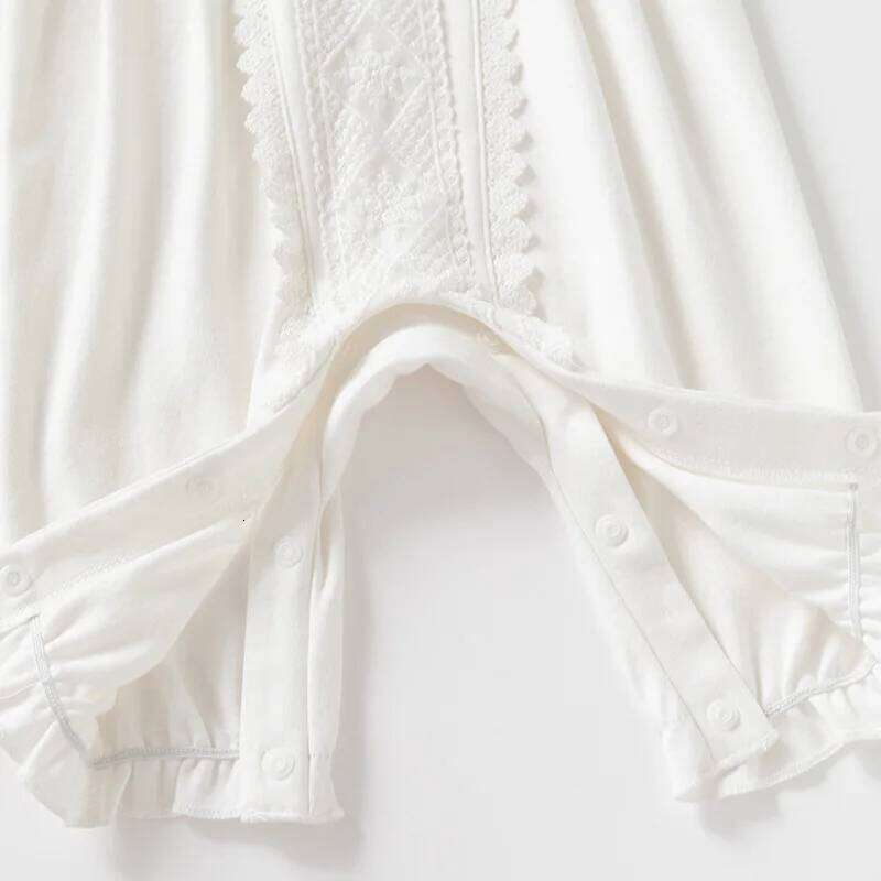 Lace Flowers Cotton Newborn Baby Girl Rompers for Spring Autumn Princess Toddler Girls Jumpsuits Clothes 26H0224