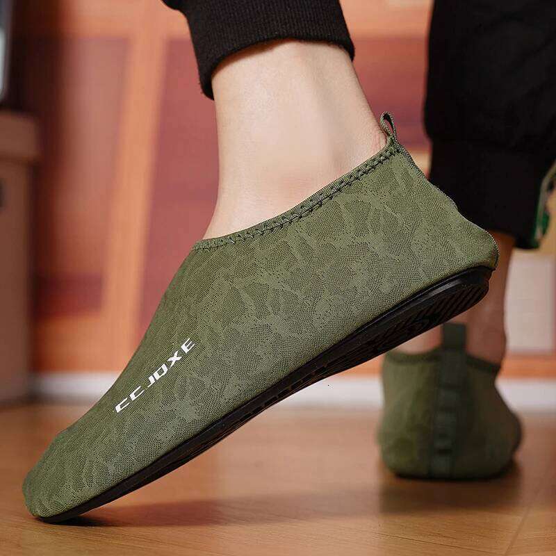 MAEDEF Men's Breathable Thin Bottom Light Driving Loafers Casual Socks Men Slippers Comfortable Walking Mens Shoes