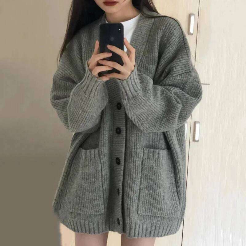 Korean version V-collar lazy wind cardigan Japanese department simple sweater female spring and autumn winter casual loose knit 26L0224