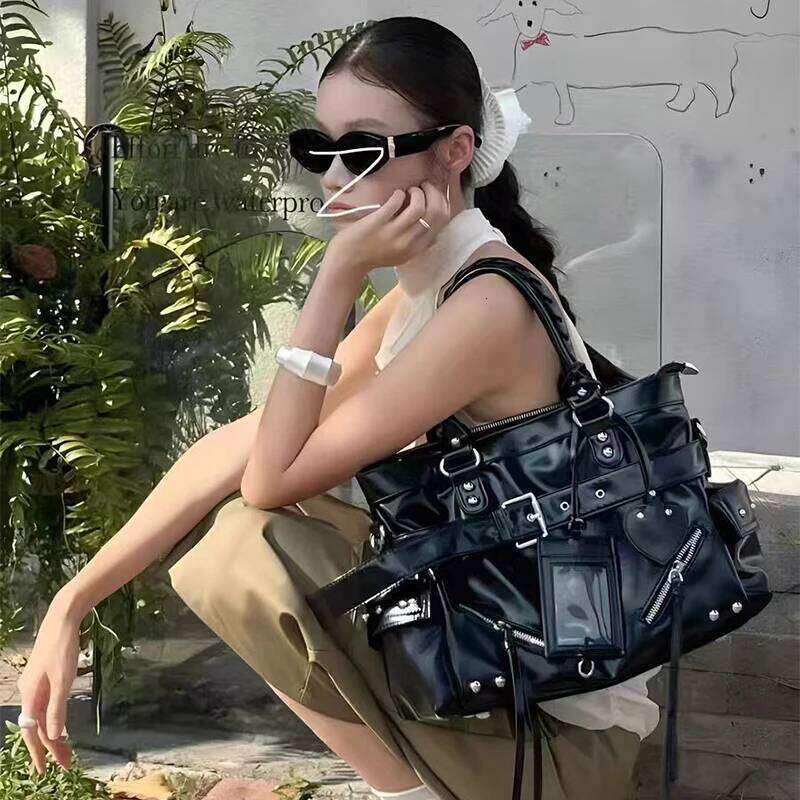 Retro Studded Tote Fashion Y2k Cool Motorcycle Belt Buckle Pendant Shoulder Black Punk Zipper Crossbody Bag Handbag Z260224